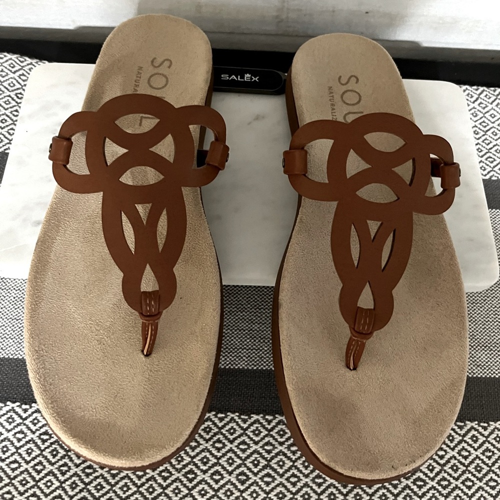 SOUL by Naturalizer thong sandals